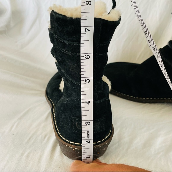 UGG Australia Caspia Boots, Black (Size 11) - Picture 6 of 11